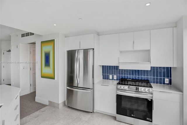 4401 Collins Ave 814, Miami Beach, FL 33140