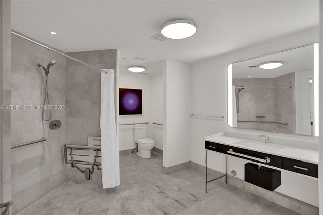 4401 Collins Ave 814, Miami Beach, FL 33140