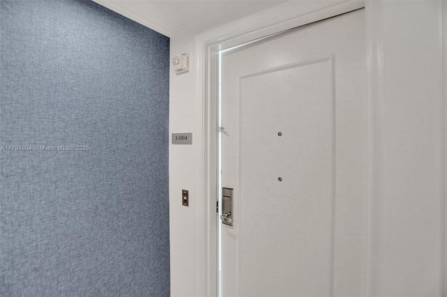 4401 Collins Ave 814, Miami Beach, FL 33140