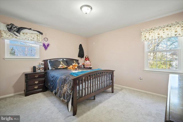 8217 MOUNTAIN LAUREL LN, Gaithersburg, MD 20879