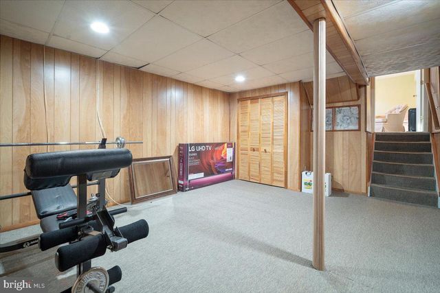 8217 MOUNTAIN LAUREL LN, Gaithersburg, MD 20879