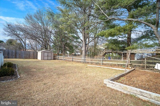 8217 MOUNTAIN LAUREL LN, Gaithersburg, MD 20879