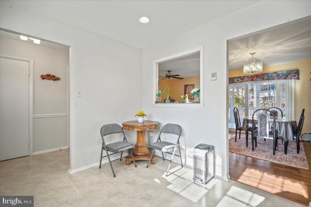 8217 MOUNTAIN LAUREL LN, Gaithersburg, MD 20879