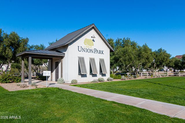 25417 N 20TH Avenue, Phoenix, AZ 85085