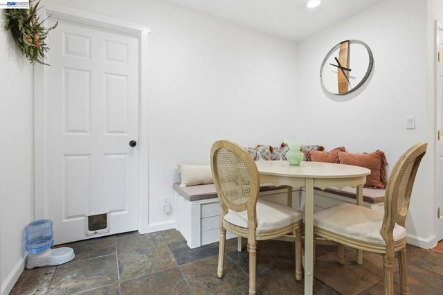 2349 Kilkare Rd, Sunol, CA 94586