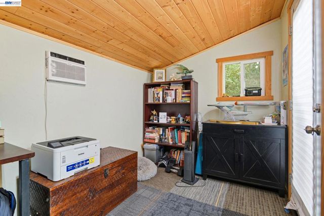 2349 Kilkare Rd, Sunol, CA 94586