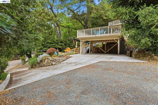 2349 Kilkare Rd, Sunol, CA 94586