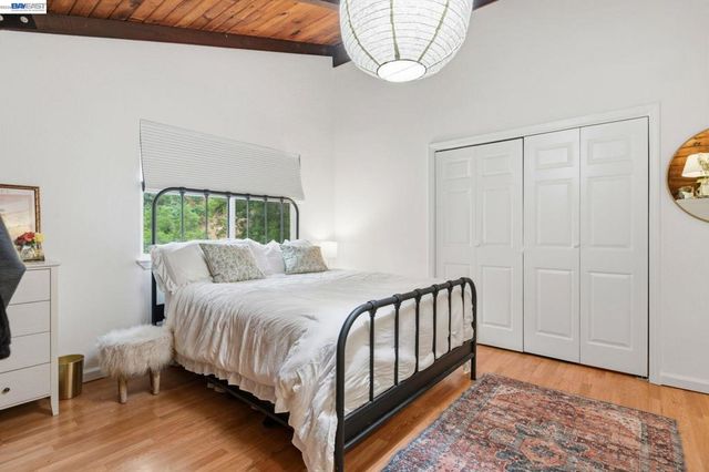 2349 Kilkare Rd, Sunol, CA 94586