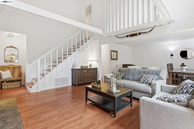 2349 Kilkare Rd, Sunol, CA 94586