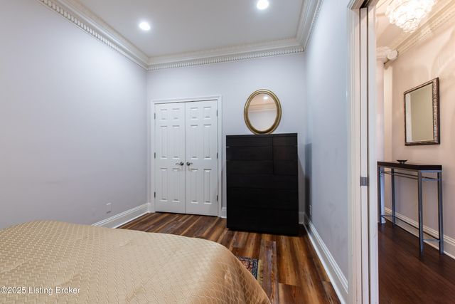 133 S 3rd St APT 403, Louisville, KY 40202