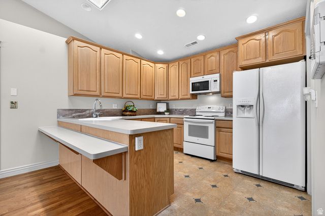 2465 N DORCHESTER AVE, Harrisville, UT 84414