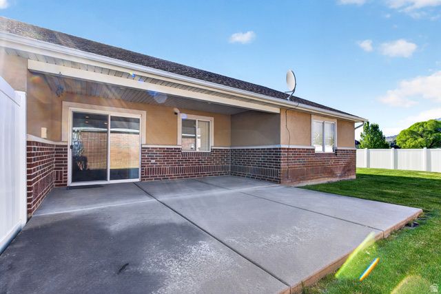 2465 N DORCHESTER AVE, Harrisville, UT 84414