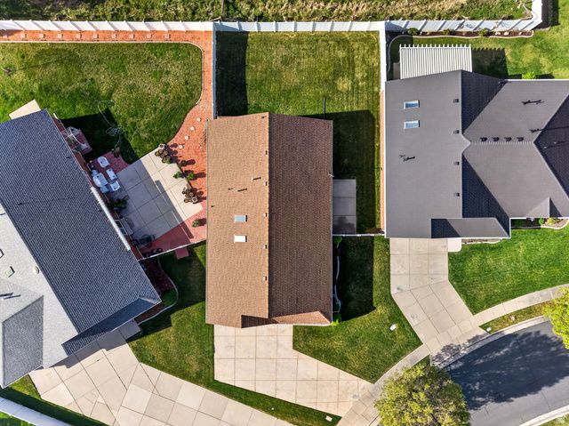 2465 N DORCHESTER AVE, Harrisville, UT 84414