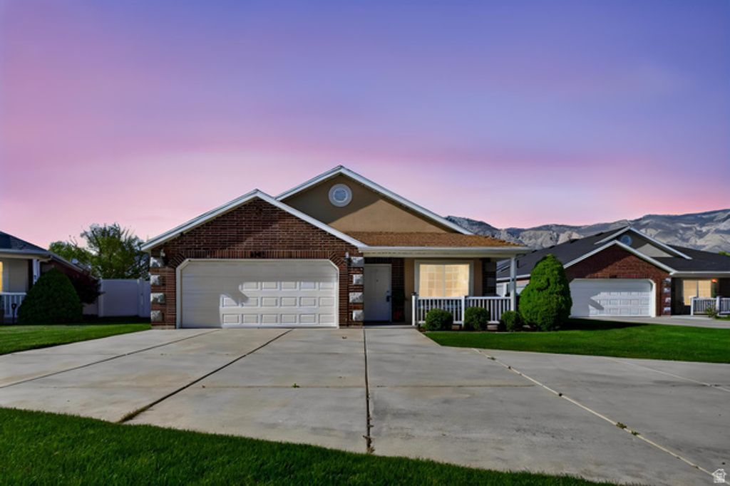 2465 N DORCHESTER AVE, Harrisville, UT 84414