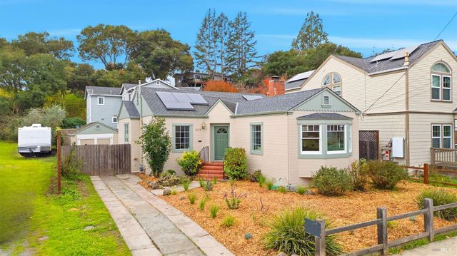 605 Baker St, Petaluma, CA 94952