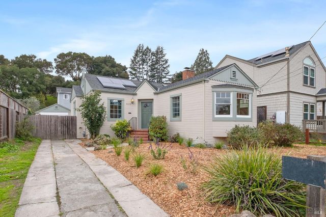 605 Baker St, Petaluma, CA 94952