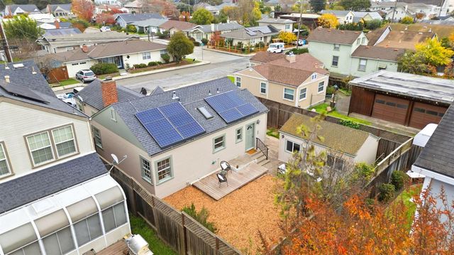 605 Baker St, Petaluma, CA 94952