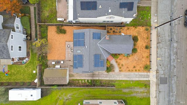 605 Baker St, Petaluma, CA 94952