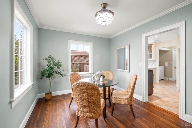 605 Baker St, Petaluma, CA 94952