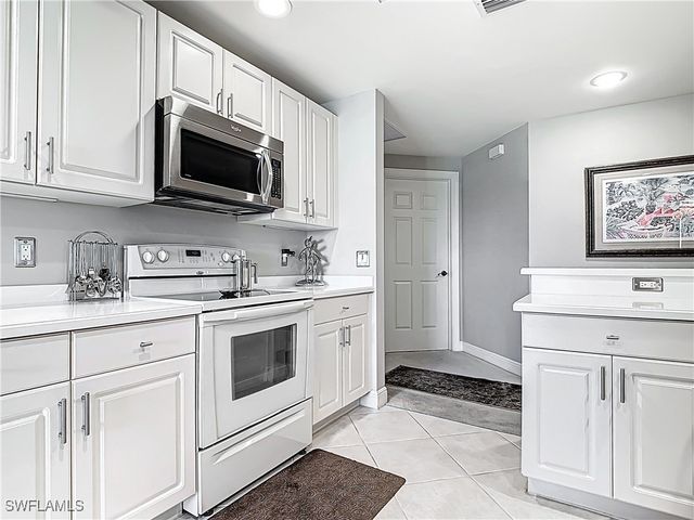 2745 1st ST 1106, Fort Myers, FL 33916