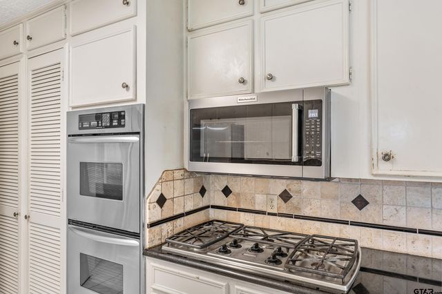 15911 US Hwy 79 E, Jacksonville, TX 75766