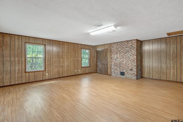 15911 US Hwy 79 E, Jacksonville, TX 75766