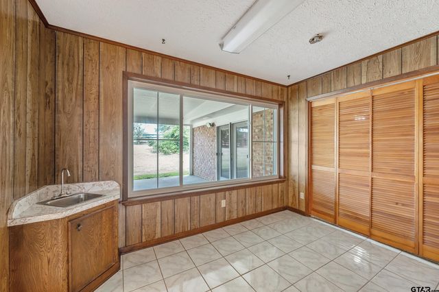 15911 US Hwy 79 E, Jacksonville, TX 75766