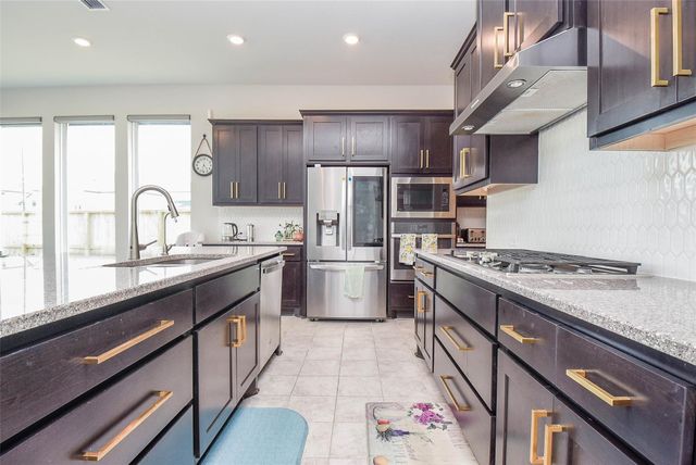 8906 Luddenham Lilac Lane, Cypress, TX 77433