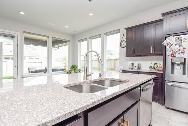 8906 Luddenham Lilac Lane, Cypress, TX 77433