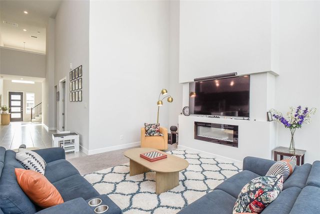 8906 Luddenham Lilac Lane, Cypress, TX 77433