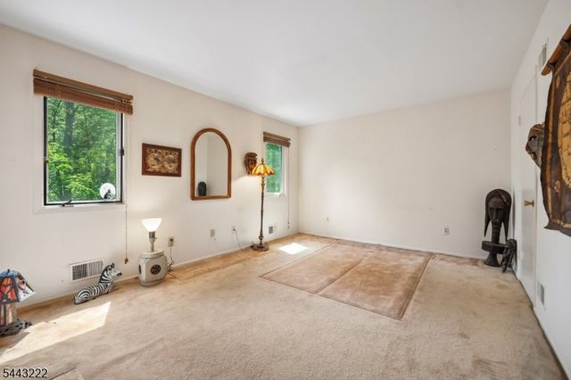 12 Arbor Ct, Livingston Twp., NJ 07039