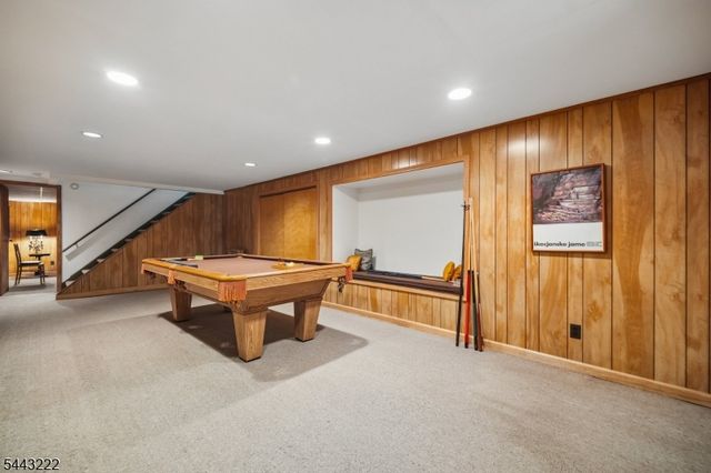 12 Arbor Ct, Livingston Twp., NJ 07039