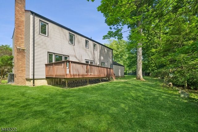 12 Arbor Ct, Livingston Twp., NJ 07039