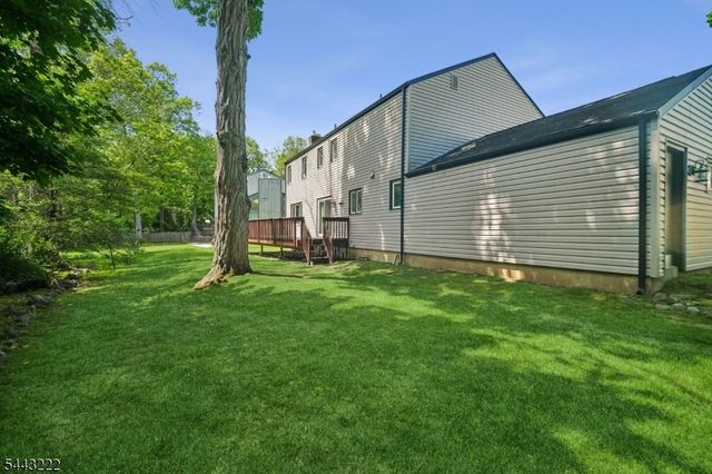 12 Arbor Ct, Livingston Twp., NJ 07039