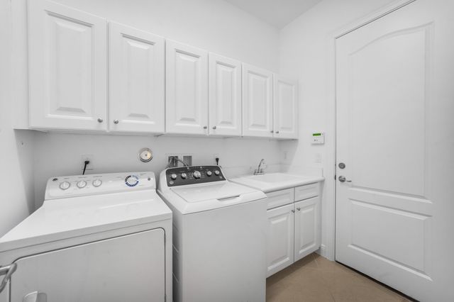 10111 EDGEWATER Court, Parkland, FL 33076