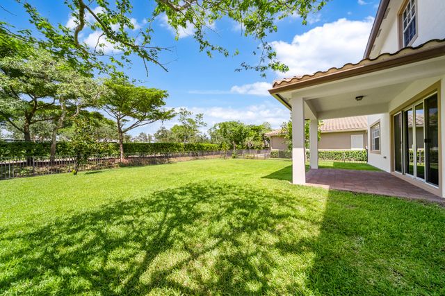 10111 EDGEWATER Court, Parkland, FL 33076