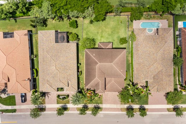 10111 EDGEWATER Court, Parkland, FL 33076
