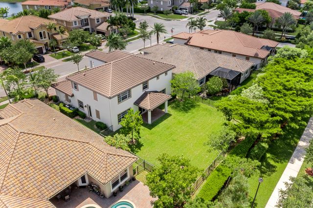 10111 EDGEWATER Court, Parkland, FL 33076