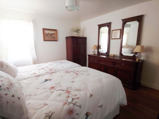 39 Elvira St, Bellingham, MA 02019