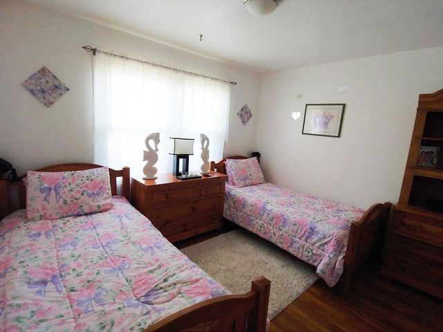 39 Elvira St, Bellingham, MA 02019