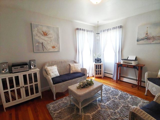 39 Elvira St, Bellingham, MA 02019