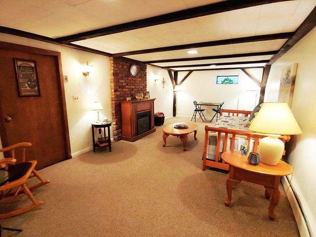 39 Elvira St, Bellingham, MA 02019
