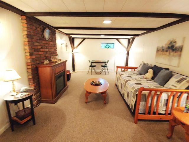 39 Elvira St, Bellingham, MA 02019