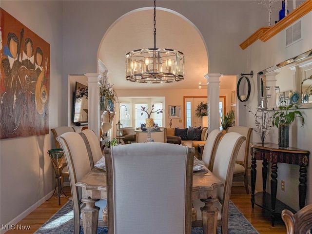 910 Devonwood Drive, Wadsworth, OH 44281