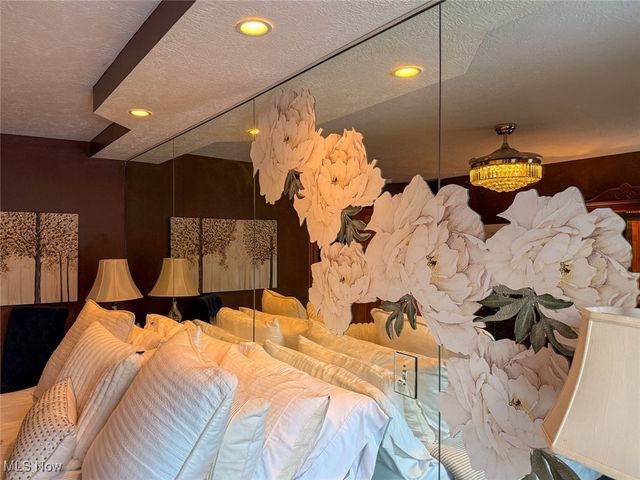 910 Devonwood Drive, Wadsworth, OH 44281