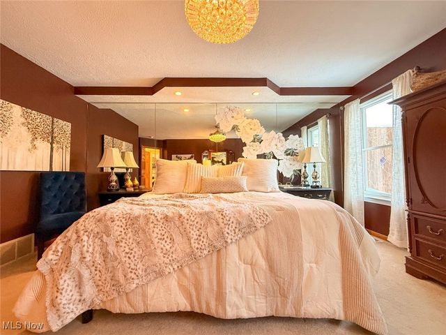 910 Devonwood Drive, Wadsworth, OH 44281