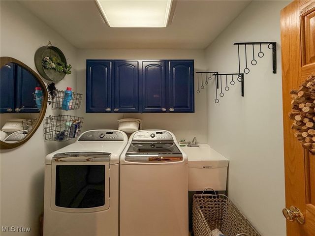 910 Devonwood Drive, Wadsworth, OH 44281