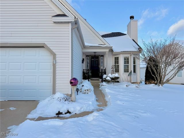 910 Devonwood Drive, Wadsworth, OH 44281