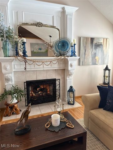 910 Devonwood Drive, Wadsworth, OH 44281