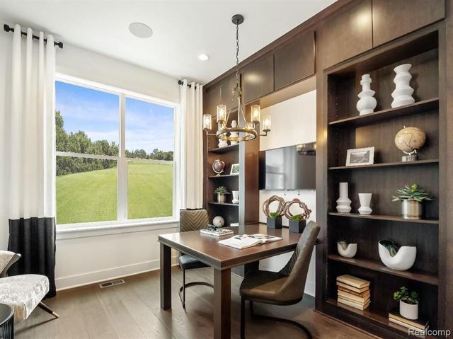 7893 Arimoore Drive, West Bloomfield, MI 48322